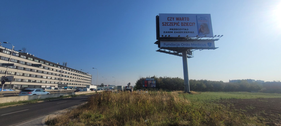 Billboard_w_Warszawie.jpg