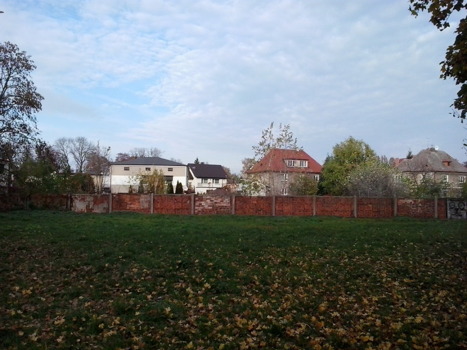 Spacerowa_i_Boczna_za_murem4.jpg