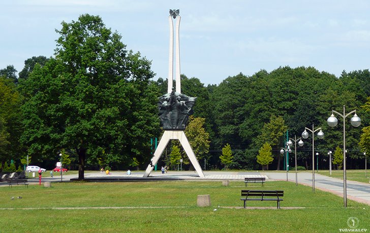 Tychy-park.jpg