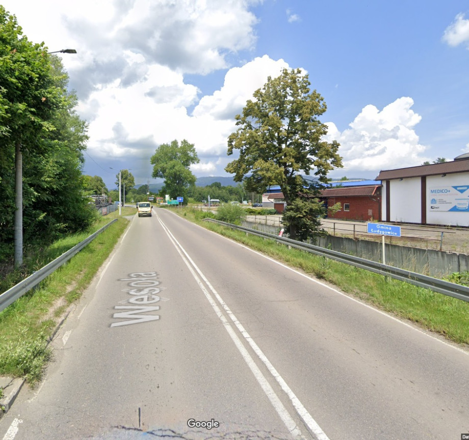 ULICA.jpg
