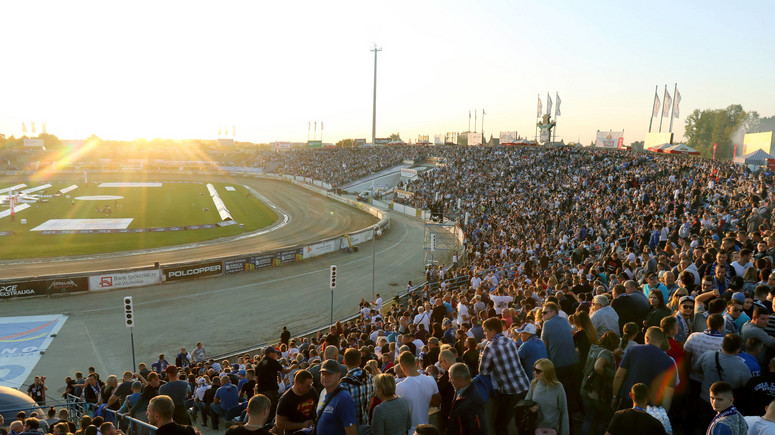 stadion-unii-leszno.jpg